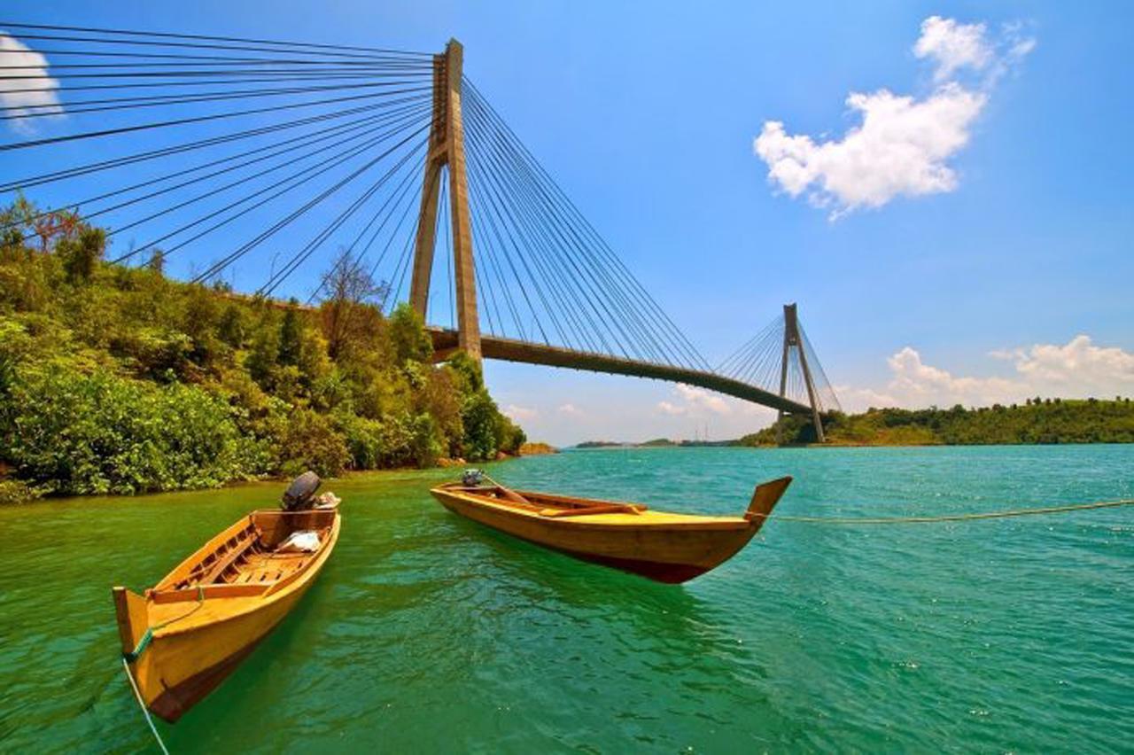 Zenルームズ ニア Bcs モール ペヌイン Batam エクステリア 写真